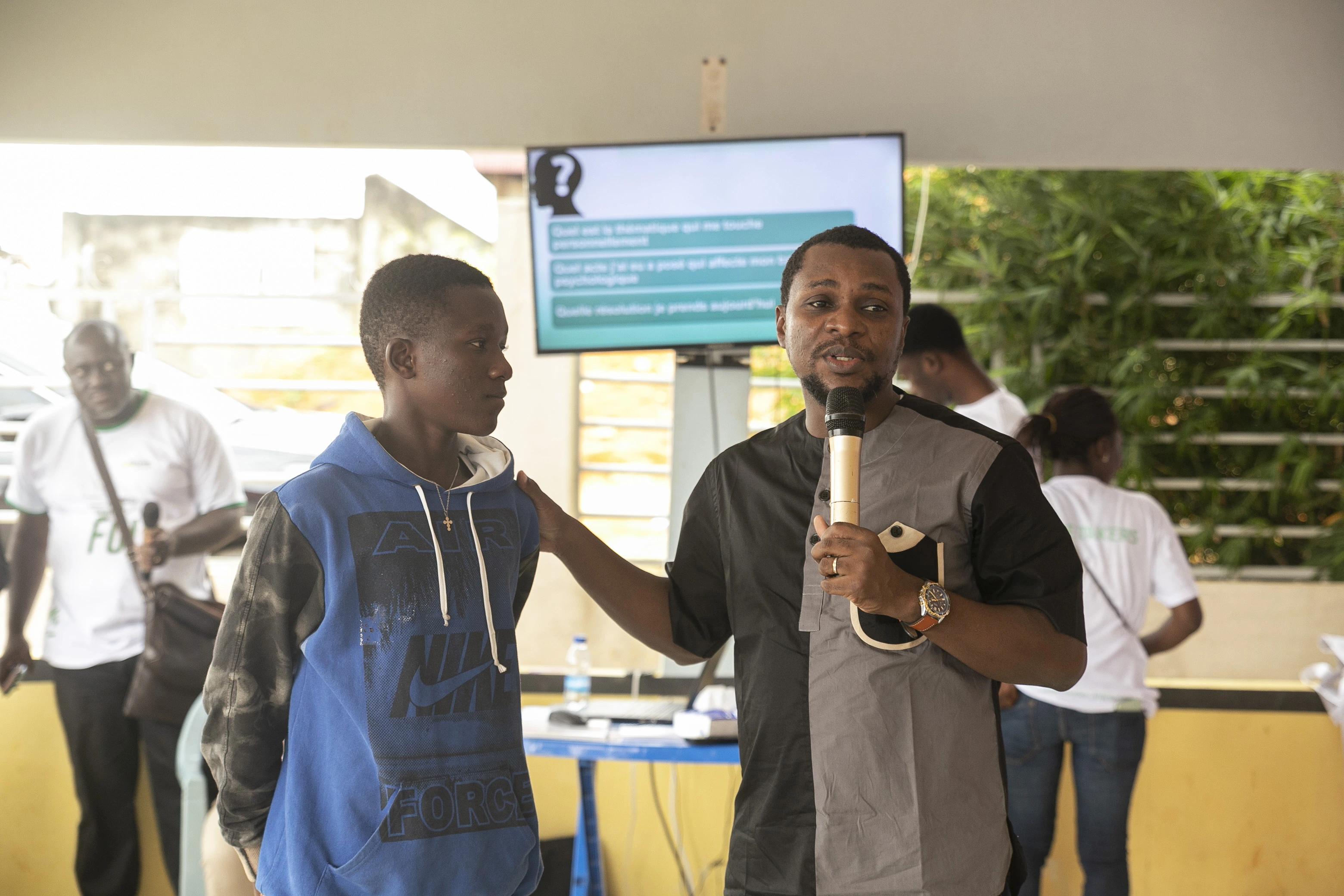 Créer des espaces sûrs d'échange et de croissance.